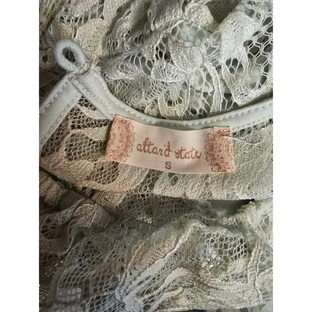 Altar'd State Sage Green Lace‎ Cold Shoulder Shift Dress Women Small Floral